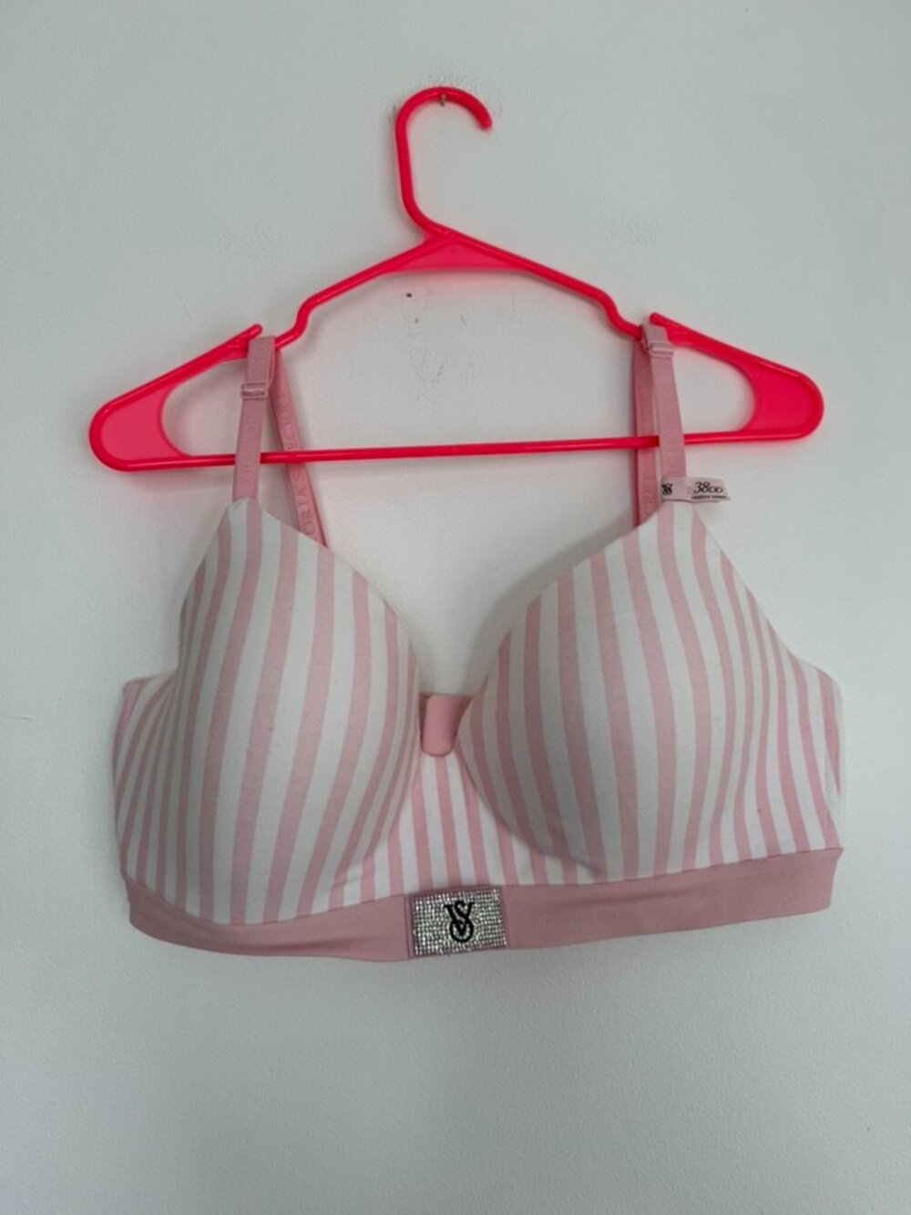 $42 Victoria’s Secret Pink & White Striped Lightly Lined Bra 38DD